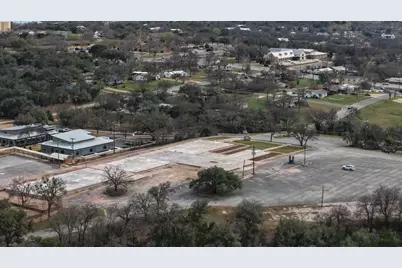 501 12th Street, Marble Falls, TX 78654 - Photo 5