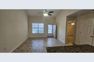 400 Cottonwood Dr, Kingsland, TX 78639 - Photo 5