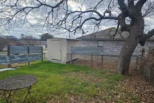 400 Cottonwood Dr, Kingsland, TX 78639 - Photo 13