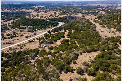 7246 Private Road 3804, Lampasas, TX 76550 - Photo 3