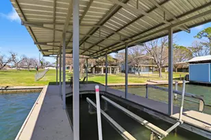 504 Cedarhill Dr, Granite Shoals, TX 78654 - Photo 5