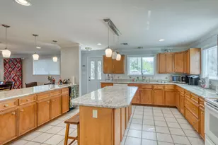 305 W Briar Dr, Granite Shoals, TX 78654 - Photo 13