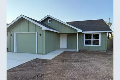 1710 E Avenue J, Lampasas, TX 76550 - Photo 1