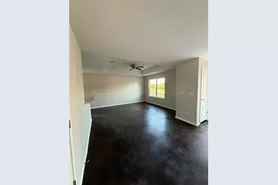 1710 E Avenue J, Lampasas, TX 76550 - Photo 11