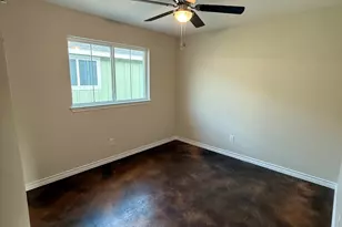1710 E Ave J, Lampasas, TX 76550 - Photo 5