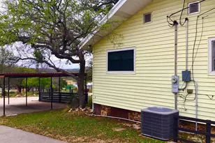 874 Sandy Mountain Dr, Sunrise Beach, TX 78643 - Photo 29