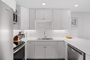 104 Cove E, Horseshoe Bay, TX 78657 - Photo 11