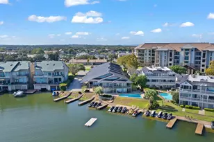 104 Cove E, Horseshoe Bay, TX 78657 - Photo 3