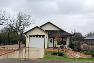 105 E Pine Dr, Granite Shoals, TX 78654 - Photo 1