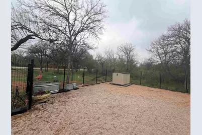 105 E Pine Drive, Granite Shoals, TX 78654 - Photo 5