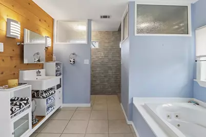 331 Grandview Drive, Horseshoe Bay, TX 78657 - Photo 17