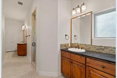 1113 Hi Fault, Horseshoe Bay, TX 78657 - Photo 11