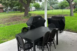 315 Bluebird Cir, Highland Haven, TX 78654 - Photo 11