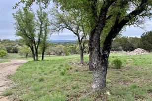 5 Barlow Dr, Briggs, TX 78608 - Photo 9