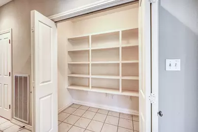 211 Gateway Parkway, Marble Falls, TX 78654 - Photo 13