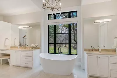 1005 Cats Eye, Horseshoe Bay, TX 78657 - Photo 15