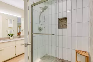 402 Lost Echo, Horseshoe Bay, TX 78657 - Photo 15