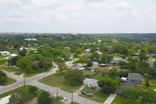 419 Ave G Ave, Marble Falls, TX 78654 - Photo 27