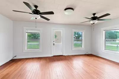 419 Avenue G Avenue, Marble Falls, TX 78654 - Photo 5