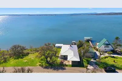 919 Lakeshore Loop, Tow, TX 78672 - Photo 23