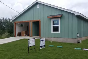 149 W Hickory St, Granite Shoals, TX 78654 - Photo 1