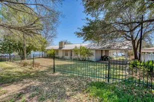 110 Bluebonnet Cir, Burnet, TX 78611 - Photo 5