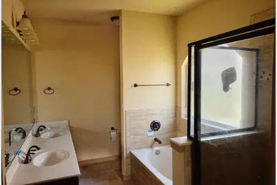 109 Primrose Ln, Marble Falls, TX 78654 - Photo 13