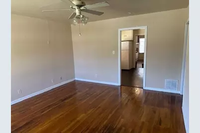 802 Magnolia, Cottonwood Shores, TX 78657 - Photo 5