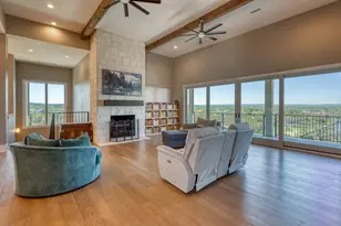 520 The Trails Pkwy, Horseshoe Bay, TX 78657 - Photo 5