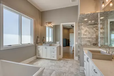 520 The Trails Parkway, Horseshoe Bay, TX 78657 - Photo 13