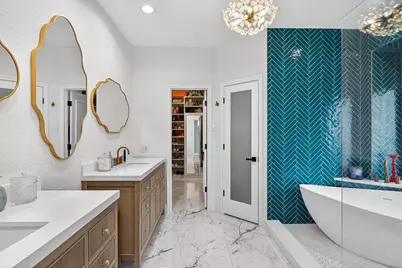 402 Horseshoe Bay North Blvd, Horseshoe Bay, TX 78657 - Photo 11