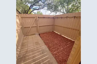 410 A Ave S, Marble Falls, TX 78654 - Photo 9