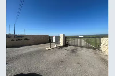 425 Lone Oak Drive, Burnet, TX 78611 - Photo 9