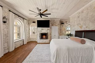 1450 Los Escondidos St, Marble Falls, TX 78654 - Photo 17