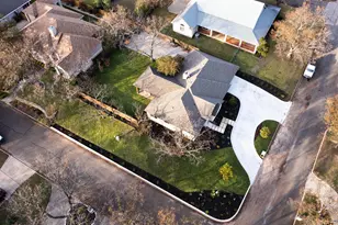 270 Chaparral St, Meadowlakes, TX 78654 - Photo 3