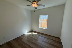 861 Pine Ln, Cottonwood Shores, TX 78657 - Photo 5