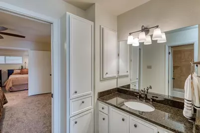 1406 Broken Hls #22, Horseshoe Bay, TX 78657 - Photo 19