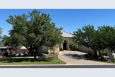 303 Left Ln, Horseshoe Bay, TX 78657 - Photo 1