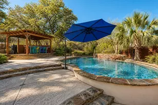 303 Left Ln, Horseshoe Bay, TX 78657 - Photo 3