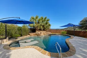 303 Left Ln, Horseshoe Bay, TX 78657 - Photo 5