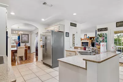 531 Pecan Creek Drive, Horseshoe Bay, TX 78657 - Photo 7