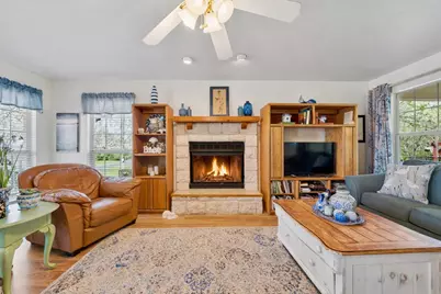 531 Pecan Creek Drive, Horseshoe Bay, TX 78657 - Photo 5