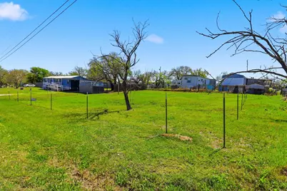801 Anson Street, Kingsland, TX 78639 - Photo 17
