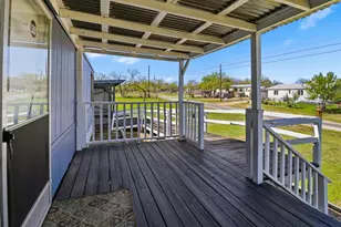 801 Anson St, Kingsland, TX 78639 - Photo 5