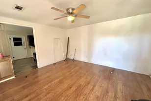 807 N W, Burnet, TX 78611 - Photo 3