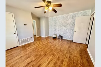 807 N West, Burnet, TX 78611 - Photo 15