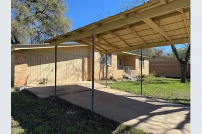 807 N West, Burnet, TX 78611 - Photo 23