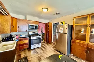 807 N W, Burnet, TX 78611 - Photo 9