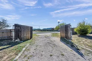 4521 River Oaks Dr, Kingsland, TX 78639 - Photo 29