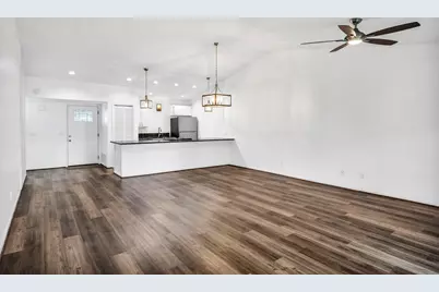 100 Bay Point Drive, Horseshoe Bay, TX 78657 - Photo 9